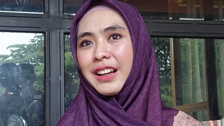 Oki Setiana Dewi Biography: Age, Net Worth, Height, Movies & TV Shows, Husband