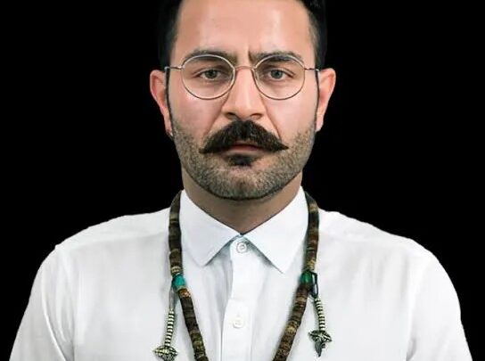 Shahin Najafi Biography: Ethnicity, Parents, Instagram, Books, Religion, Net Worth, Age, Songs