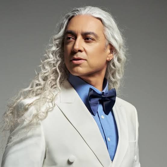 Mazyar Fallahi Biography: Ethnicity, Parents, Religion, Height, Songs, Wife, Net Worth, Age