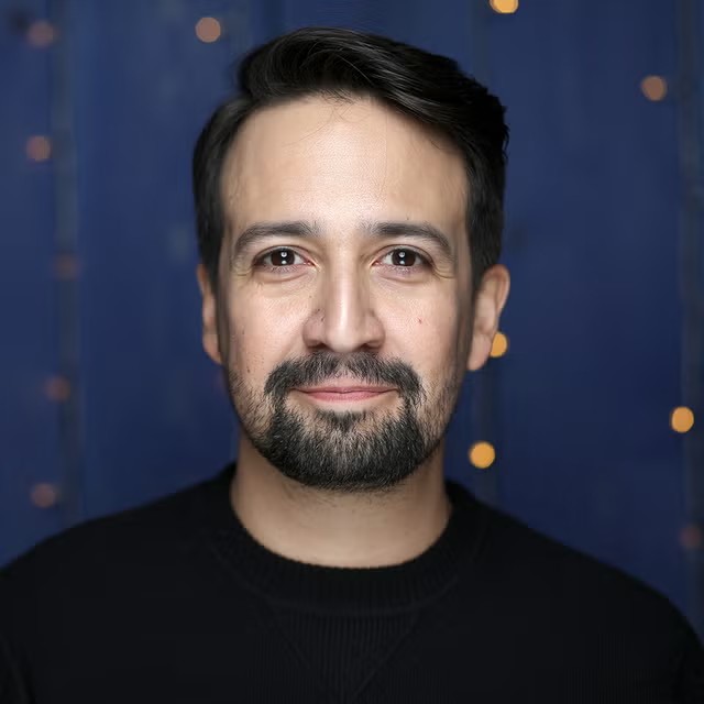 Lin-Manuel Miranda Biography: Age, Wife, Net Worth, Songs, Height, Parents, Awards, Children, Movies
