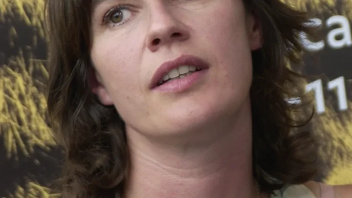 Irène Jacob Bio: Age, Husband, Net Worth, Movies, Height, Parents, Children, Awards, Siblings