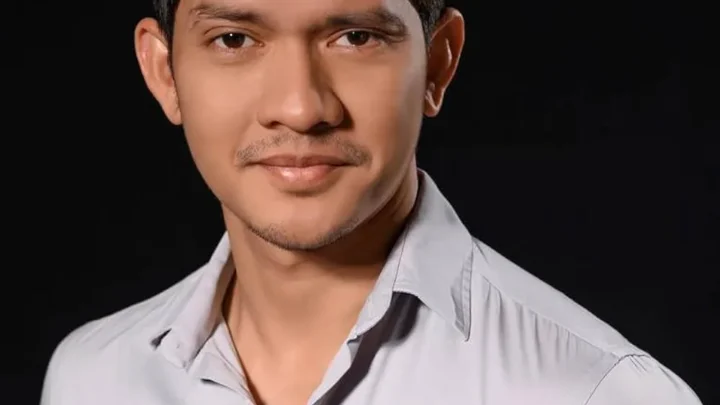 Iko Uwais Biography: Age, Wife, Net Worth, Movies, Height, Parents, Nationality, Martial Arts, TV Shows