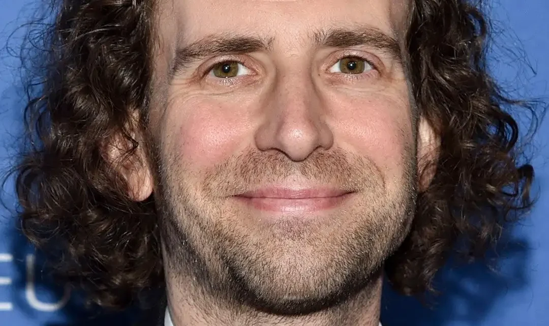 Kyle Mooney Bio: Age, Wife, Net Worth, SNL, Movies, Height, Parents, Daughter, TV Shows