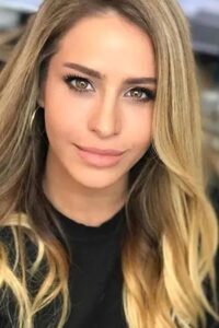 Büşra Pekin