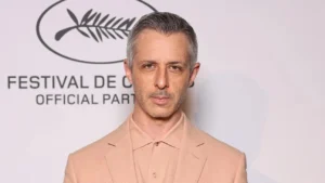 Jeremy Strong