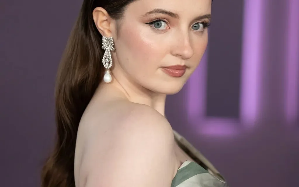 Lucy Halliday Biography: Parents, Net Worth, Movies, Age, Ethnicity, YouTube, Height, Awards, Boyfriend