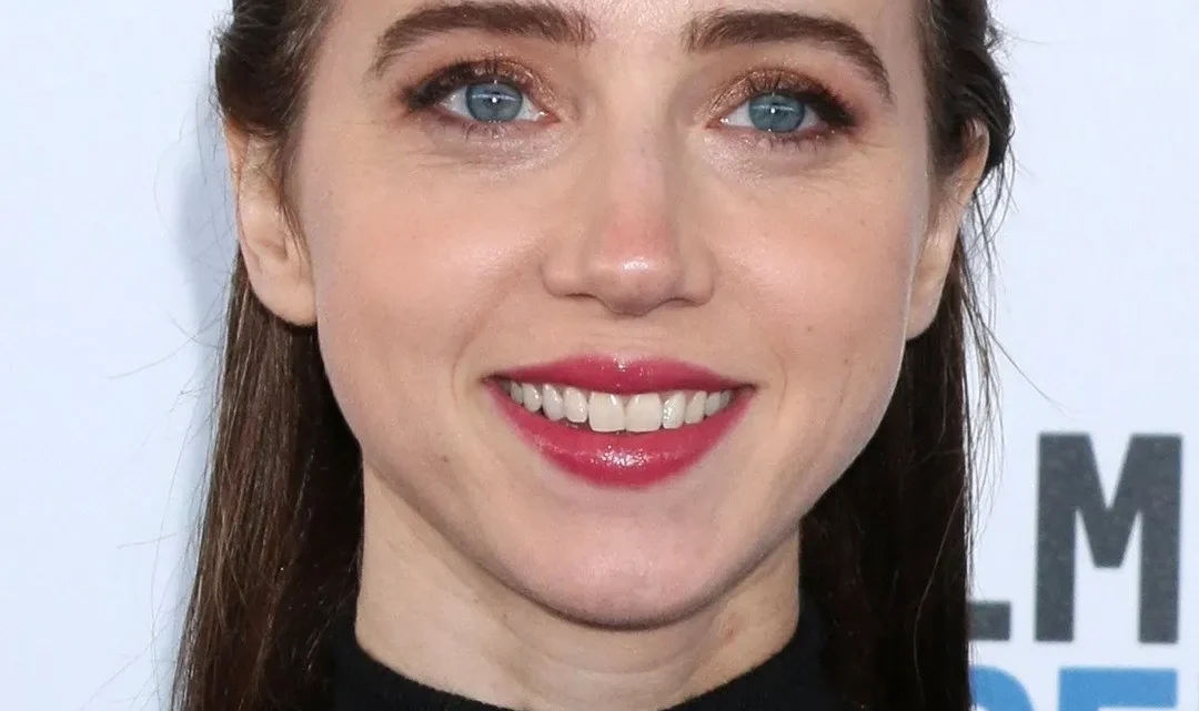 Zoe Kazan Biography: Husband, Age, Net Worth, Height, Ruby Sparks, Movies, TV Shows, Instagram