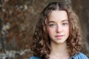 Ariella Glaser