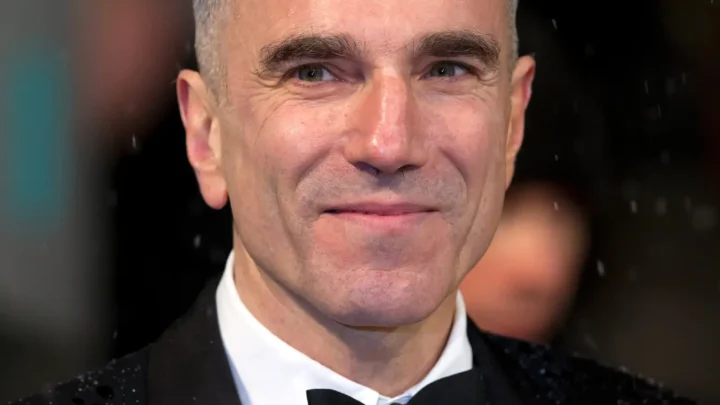 Daniel Day-Lewis Bio: Height, Net Worth, Age, Awards, Wife, Kids, Retirement, Movies, TV Shows