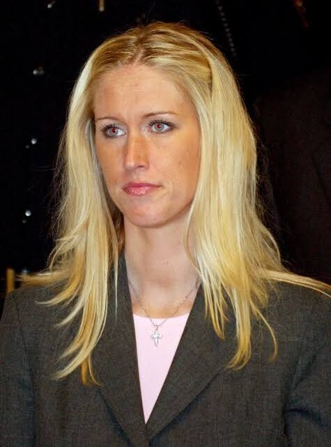 Amber Frey Biography: Husband, Ethnicity, Books, Children, Age, Height, Net Worth, Instagram, Parents