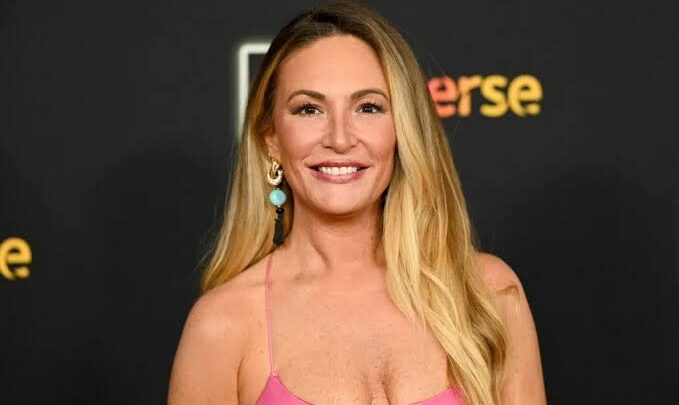 Kate Chastain Biography: Books, Height, Ethnicity, Age, Parents, Instagram, Net Worth, Awards, TV Shows, Boyfriend