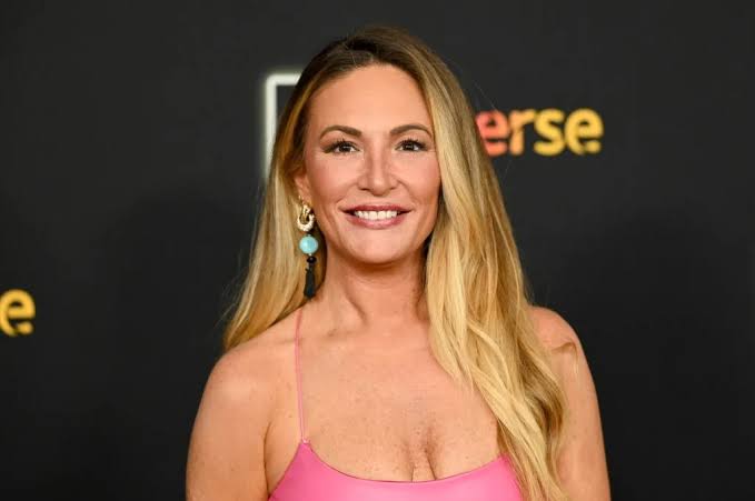 Kate Chastain Biography: Books, Height, Ethnicity, Age, Parents, Instagram, Net Worth, Awards, TV Shows, Boyfriend