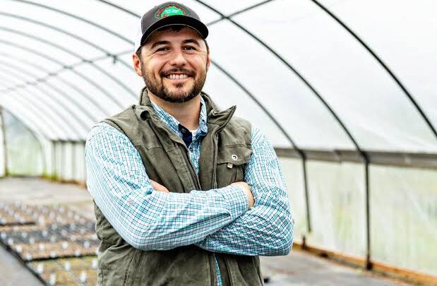 Tyler Froberg Biography: Age, Net Worth, Farmer Froberg, Wife, TikTok, Kristi, Career, Instagram