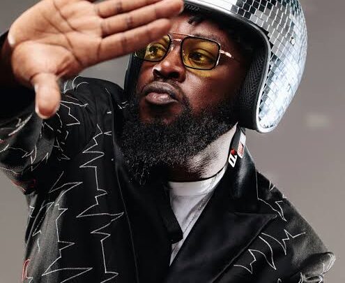 Blinky Bill Biography: Age, Net Worth, Just A Band, Albums, Songs, Height, Nationality, Career, Partner