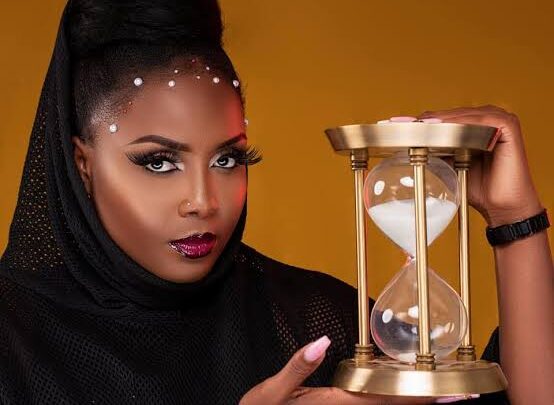 Kush Tracey Biography: Age, Net Worth, Songs, TV Shows, Height, YouTube, Husband, Instagram