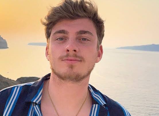 Cyrilschr Biography: Age, Siblings, Net Worth, Parents, Personal Life, Instagram, Girlfriend, Height, Ethnicity