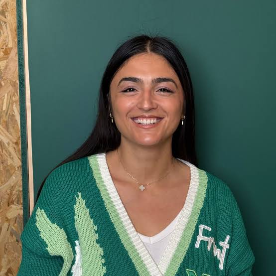 Lenna Vivas Biography: Net Worth, Age, Height, Partner, Children, Parents, TikTok, Personal Life