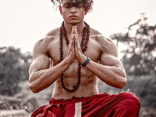 Yash Anand Biography: Age, Girlfriend, Net Worth, Instagram, YouTube, Career, Height, Parents