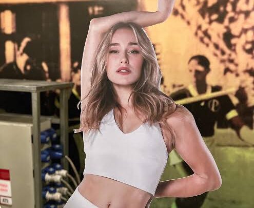 Sina Deinert Biography: Age, Height, Boyfriend, Net Worth, Parents, Now United Career, Instagram, Nationality