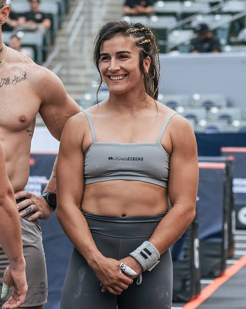 Lauren Fisher Biography: Age, Net Worth, Career, Height, CrossFit, Parents, Personal Life, Partner, Instagram