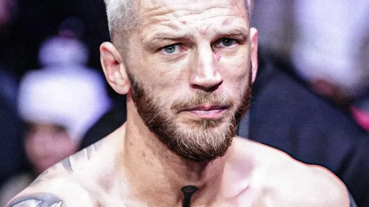 Dan Hooker Biography: Age, Wife, Children, Net Worth, UFC, MMA, Career, Height, Instagram