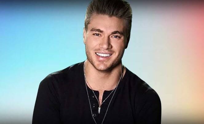 Gus Smyrnios Biography: Ethnicity, Parents, Height, Age, Wife, Net Worth, TV Shows, Religion