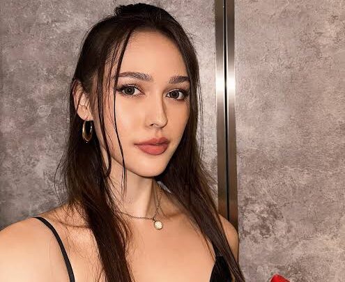 Hannah Cheng-Bradshaw Biography: Instagram, Siblings, Height, Runway, Awards, Age, Religion, Boyfriend