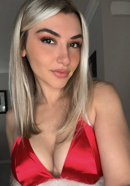Katrina LeeAnne Biography: Boyfriend, Religion, Height, Ethnicity, OnlyFans, Instagram, Net Worth, Age