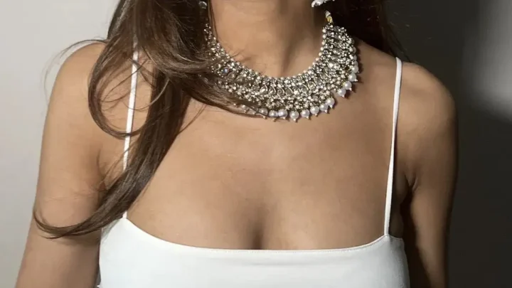 Shivani Khosla Biography: Instagram, Net Worth, Age, Height, Sister, Ethnicity, Religion, Boyfriend