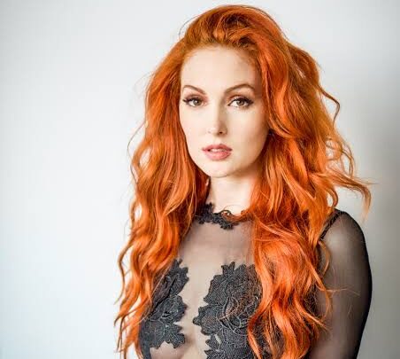 Nicole Simone Biography: Books, Ethnicity, Instagram, Movies, Height, Parents, Religion, Age, Spouse, OnlyFans