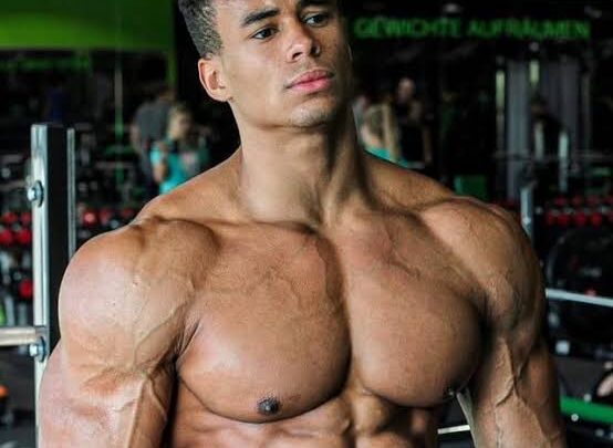 Onome Egger Biography: Height, Age, Net Worth, Career, Musclemania, Religion, Girlfriend, Instagram