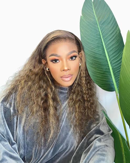 Kwezi Ndlovu Biography: Age, Husband, Children, Height, Net Worth, TV Shows, Career, Awards, Instagram