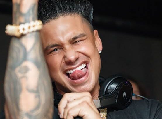 DJ Pauly D Biography: Fiancèe, Age, Height, Children, Siblings, Net Worth, Parents, TV Shows, Songs, Events, Awards, Facebook