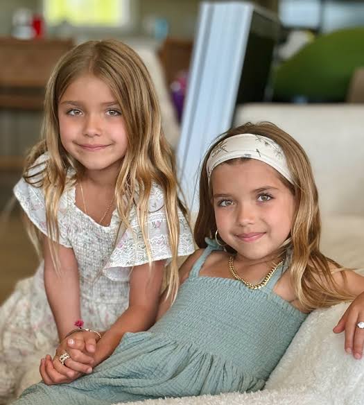 Taytum and Oakley (duo) Biography: Ethnicity, Parents, Movies, Age, Awards, Instagram, Height, Net Worth