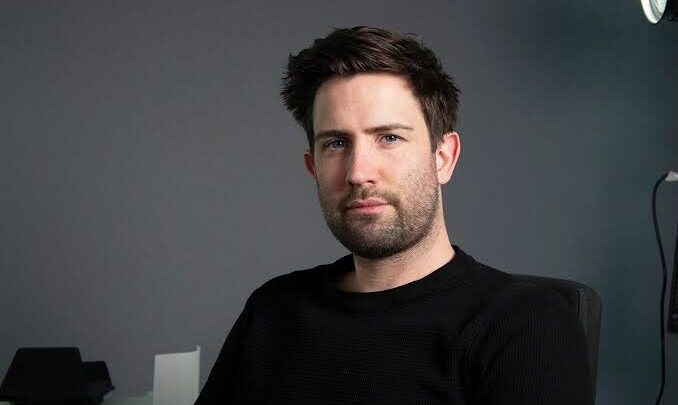 Sebastian Jern Biography: Ethnicity, Parents, Instagram, Net Worth, Age, Height, Sculpture, Girlfriend