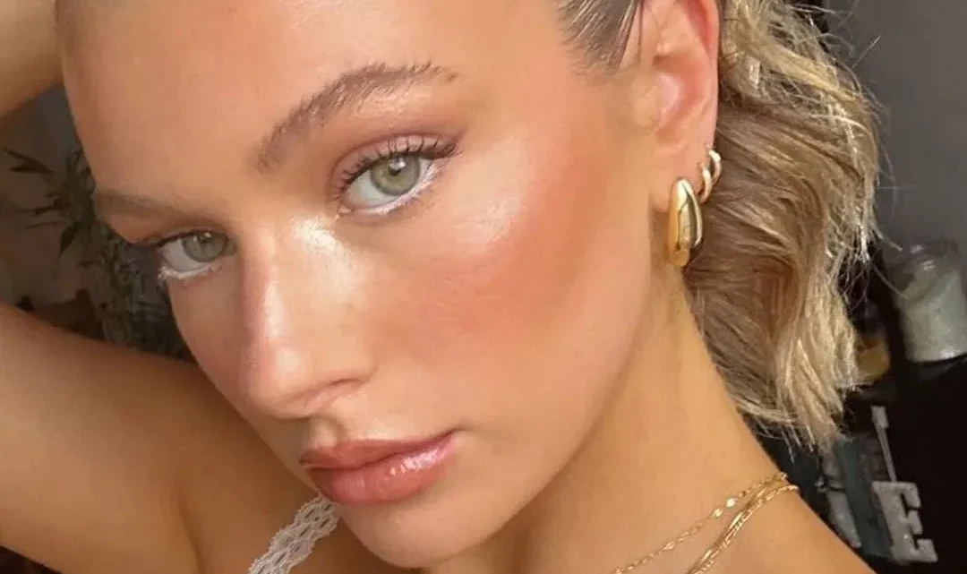 Dave Portnoy’s Girlfriend, Camryn D’Aloia Biography: Boyfriend, Net Worth, Parents, Height, Age, Career, Instagram, Nationality