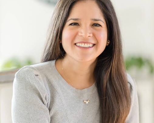 Jessica Torres Biography: Age, Net Worth, Height, Parents, Boyfriend, Plus-Size Fashion, Blog, YouTube