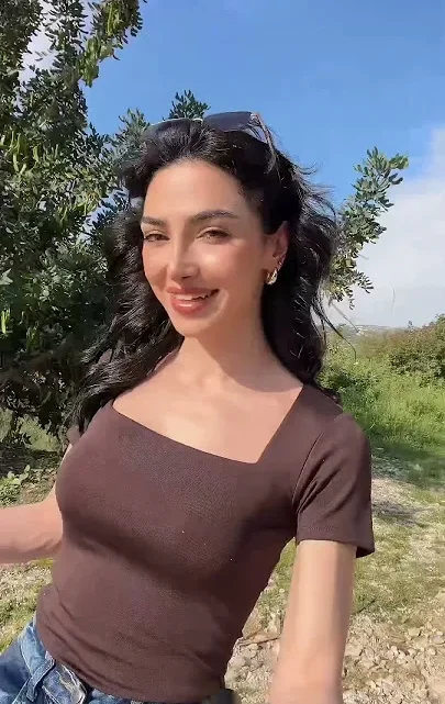 Sabine Bou Chaaya Biography: Age, Boyfriend, Net Worth, Height, Parents, Instagram, Business