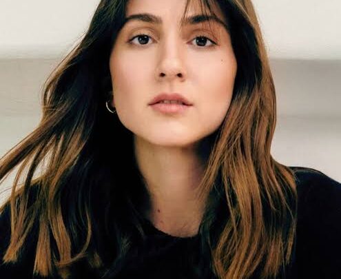 Marilyne Naaman Biography: Age, Net Worth, Height, Parents, Songs, TV Shows, The Voice France, Spouse