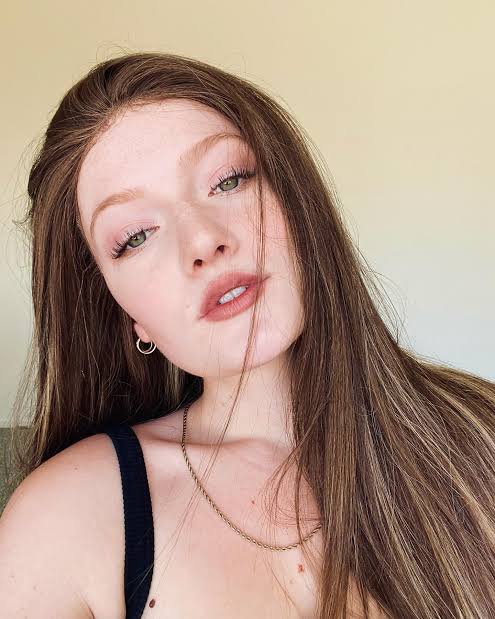 Elyssa Joy Klaasen Biography: Husband, Net Worth, Songs, Height, Age, Parents, Ethnicity, Religion, Children