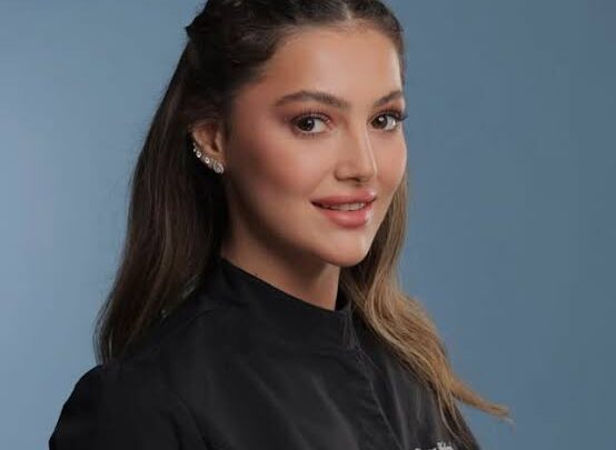 Dana Hallani Biography: Age, Fiancé, Net Worth, Height, Parents, Chef, Business, Forbes, Instagram