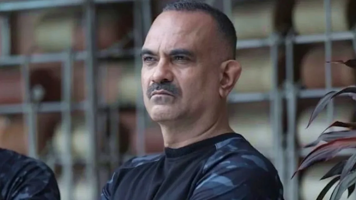 Manish Chaudhari Biography: Net Worth, Children, Age, Wife, Awards, Siblings, Parents, Height, Facebook, Movies