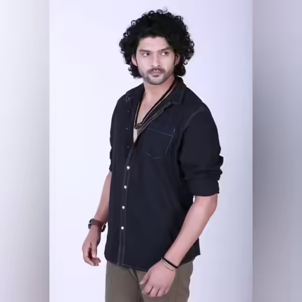 Aditya Redij Biography: Wife, Son, Net Worth, Parents, Height, Twitter, Movies & TV Shows, Education