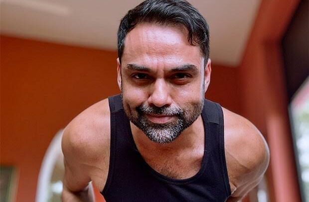 Abhay Deol Biography: Siblings, Age, Girlfriend, Cousins, Parents, Height, Net Worth, Family, Movies, Twitter, Awards