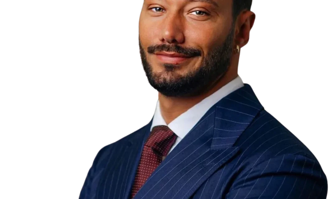 Clive Bucher Biography: Age, Parents, Net Worth, Height, Career, TV Shows, Books, Partner, Instagram