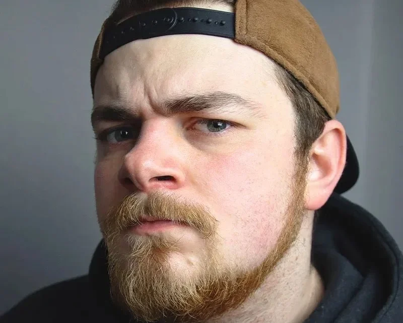 Dušan Brachna Biography: Age, Parents, Net Worth, Height, YouTube, Career, Girlfriend, TikTok