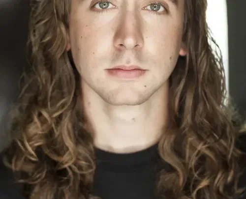 Zachary Gibson Biography: Age, Girlfriend, Net Worth, Parents, Height, Movies, Instagram, TV Shows