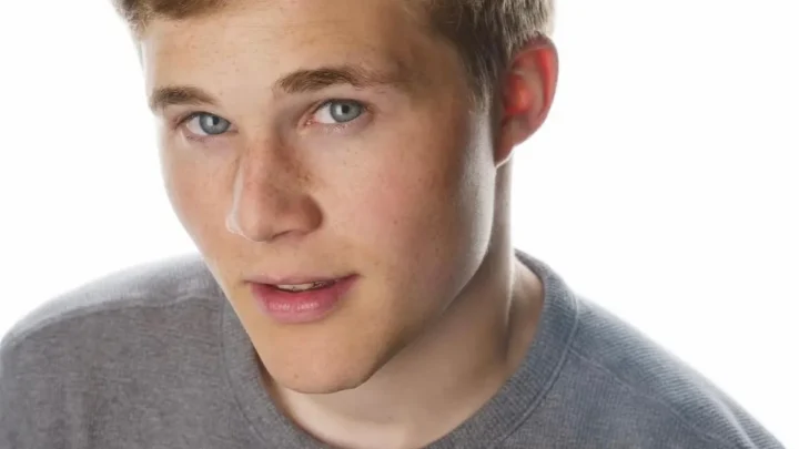 Casey Simpson Biography: Ethnicity, Parents, Net Worth, Age, Height, Sister, Religion, Girlfriend