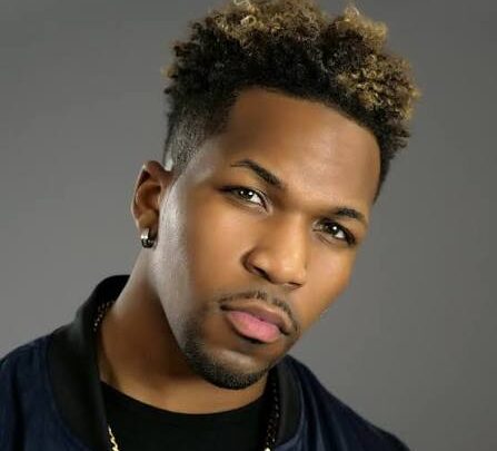 Desmond Dennis Biography: Children, Height, Ethnicity, Songs, Parents, Religion, Age, Net Worth, Awards