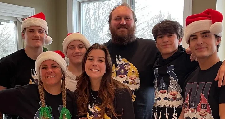 The Haueter Family Biography: Parents, Religion, Instagram, Siblings, Ethnicity, Age, Net Worth, YouTube